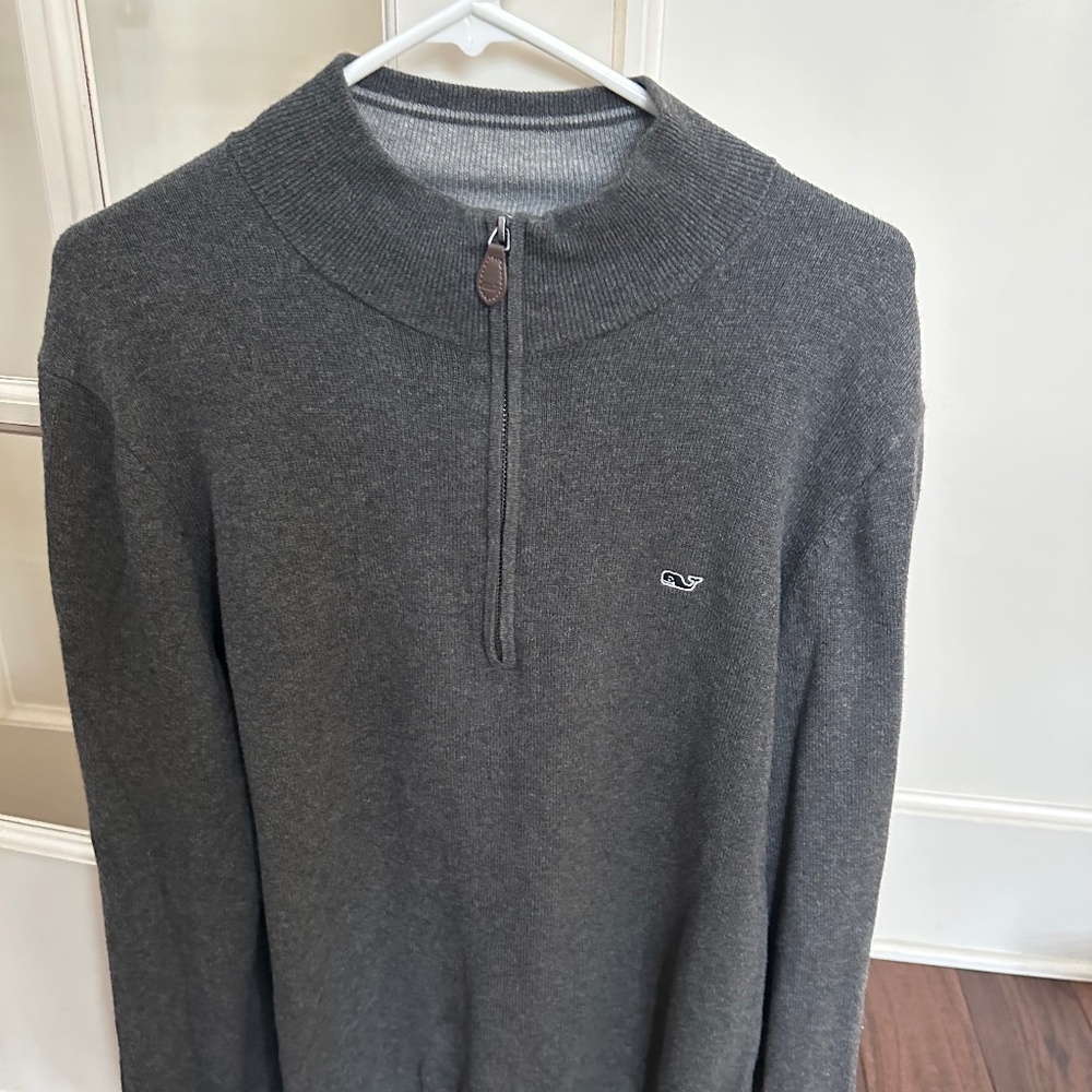 Vineyard Vines Charcoal Gray Quarter Zip Medium